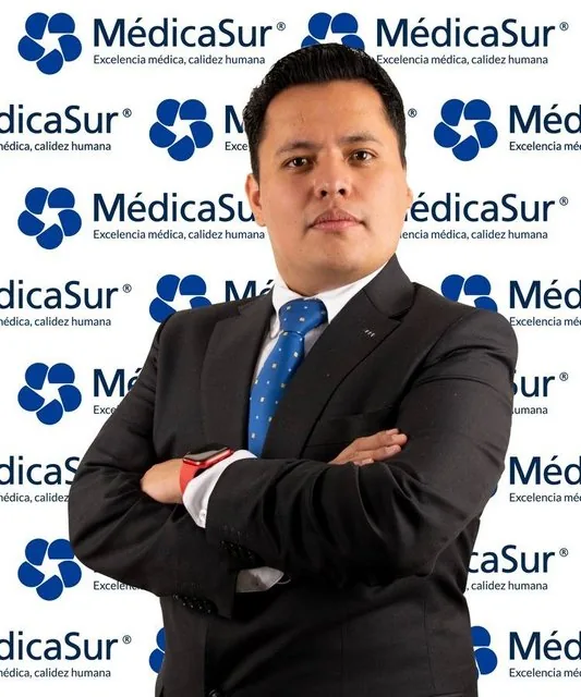 Miguel Angel Guzman Garcia  Médica Sur Copyright